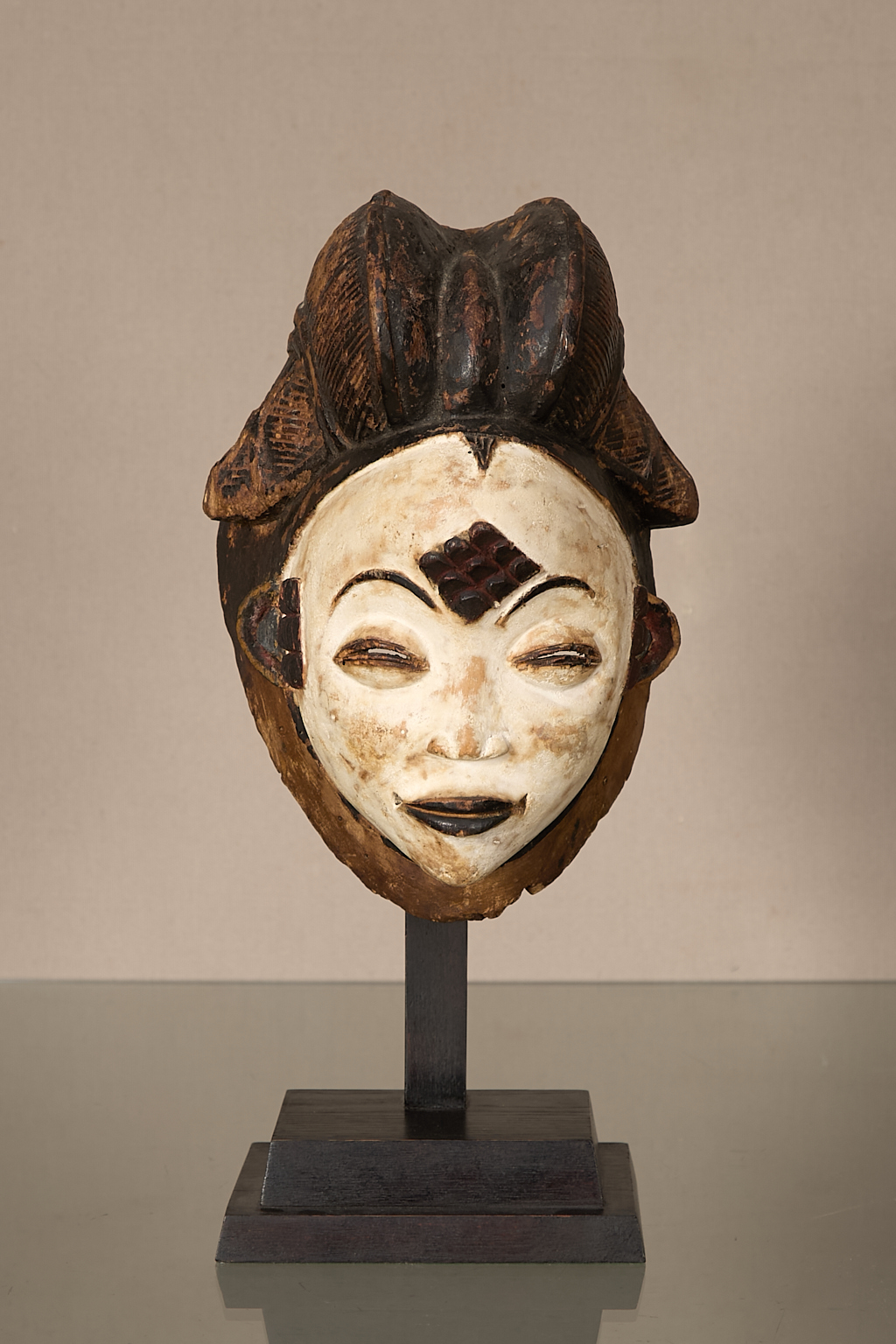 Beau masque Mukuyi