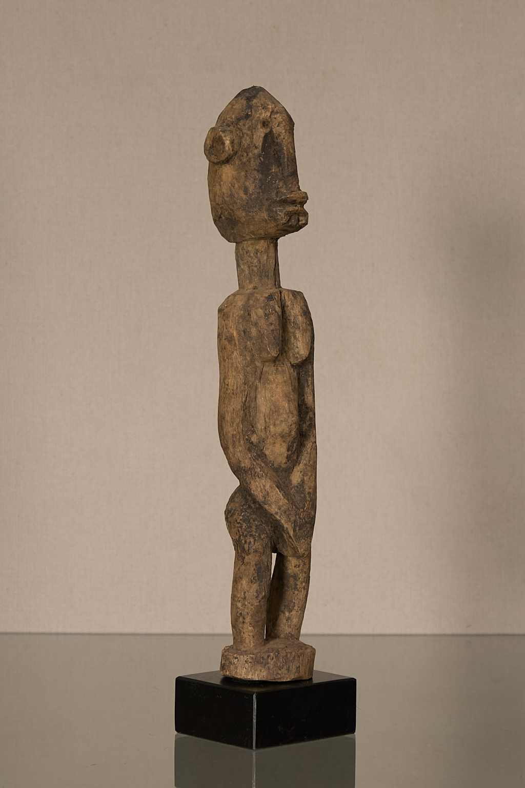 Statuette archaïque