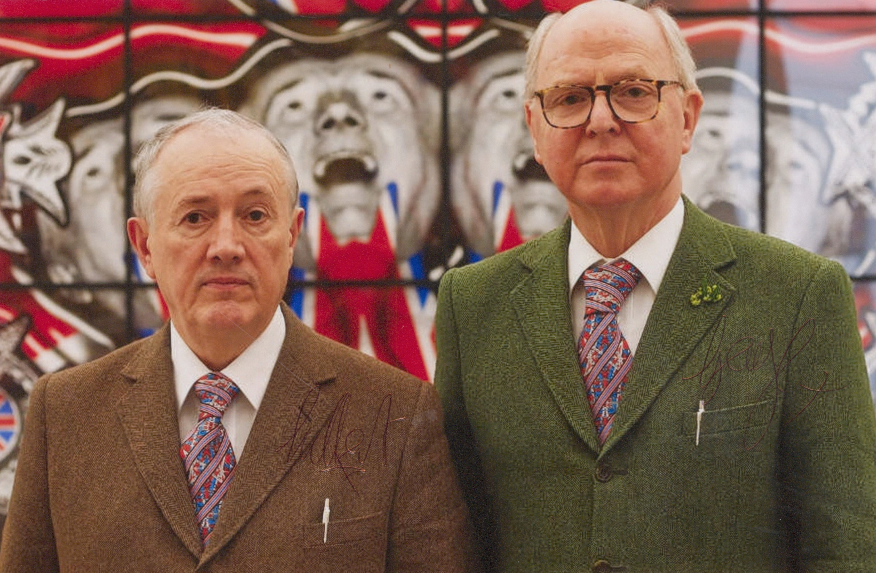 Gilbert et George (nés en 1943 et 1942)