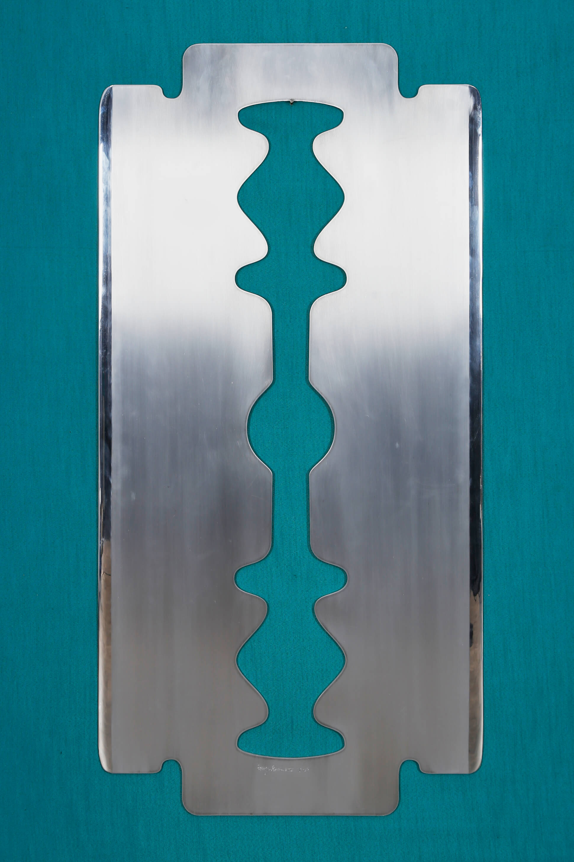 Philippe Perrin (né en 1964) Razorblade