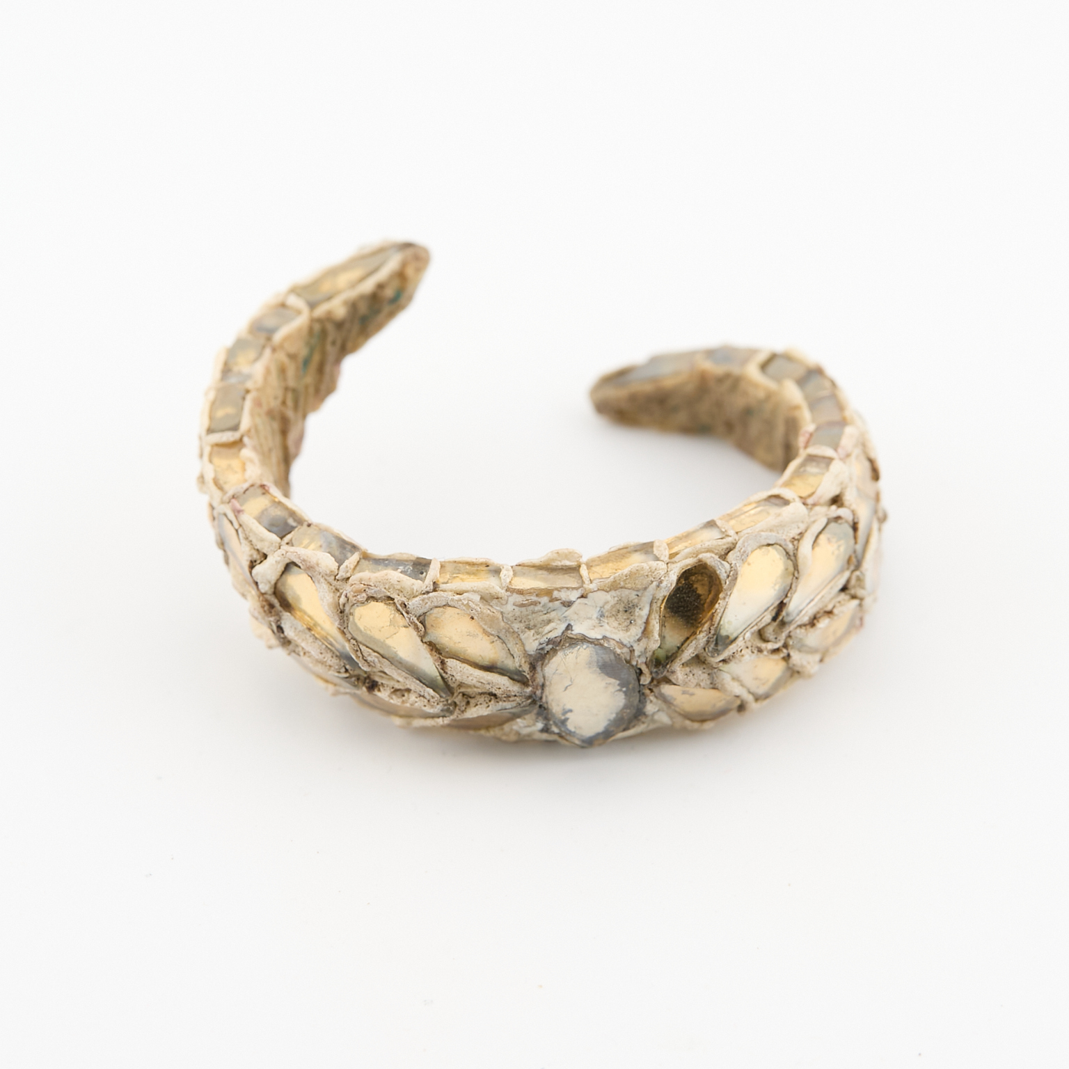 Bracelet jonc ouvert croisé fuselé