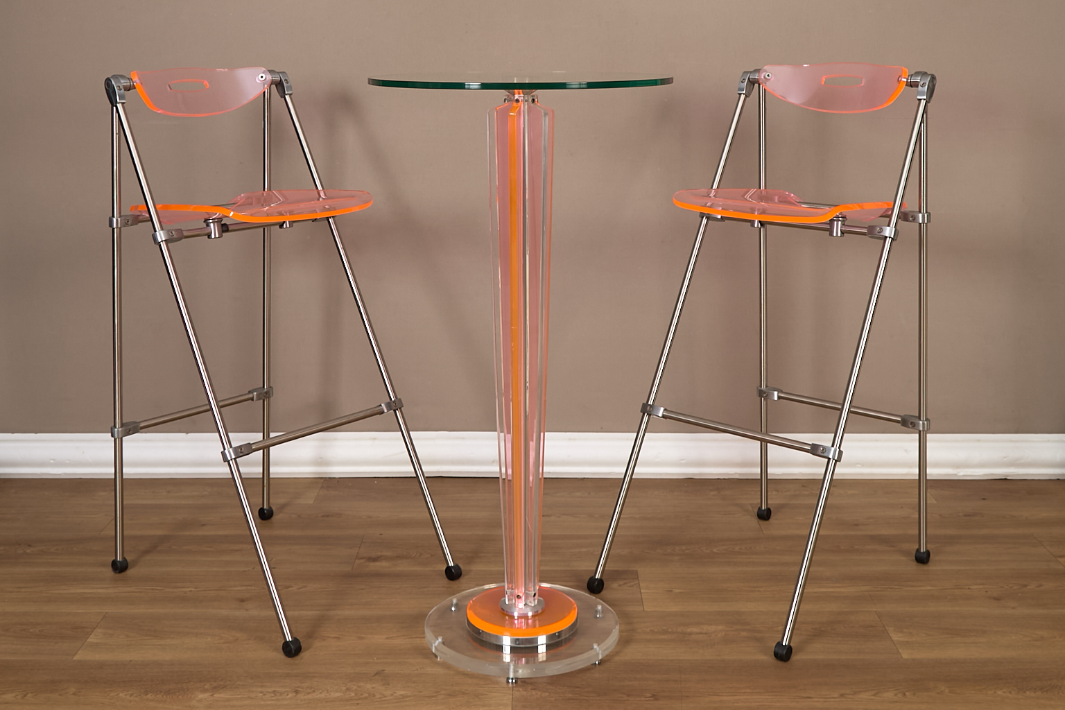 Ensemble de bar : 1 table haute et 2 chaises…