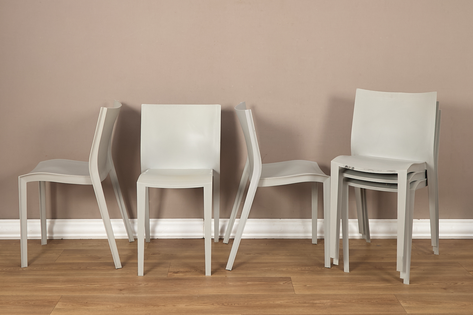 6 chaises empilables, modèle Slick-slick