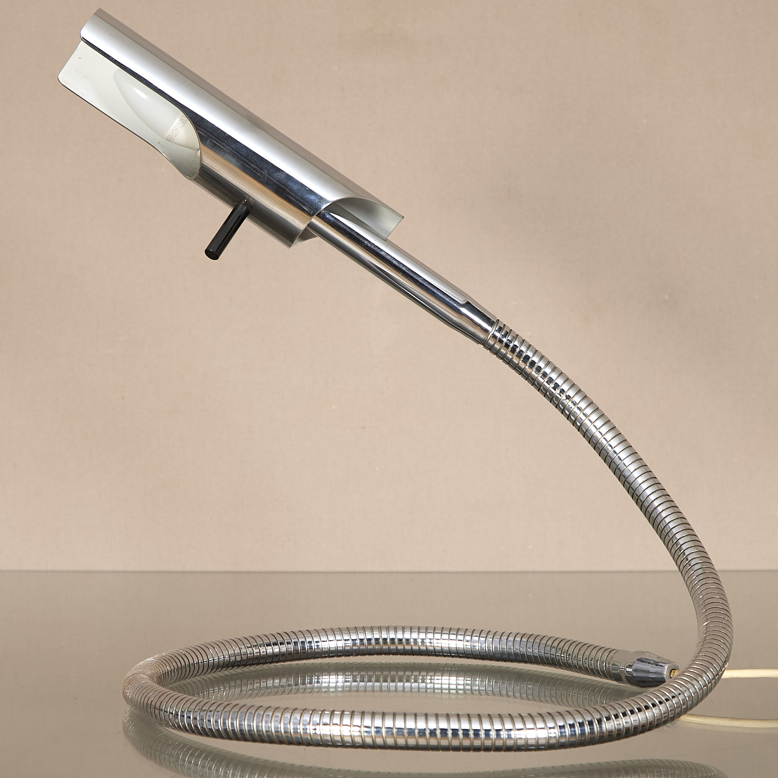 Lampe de bureau orientable F 233