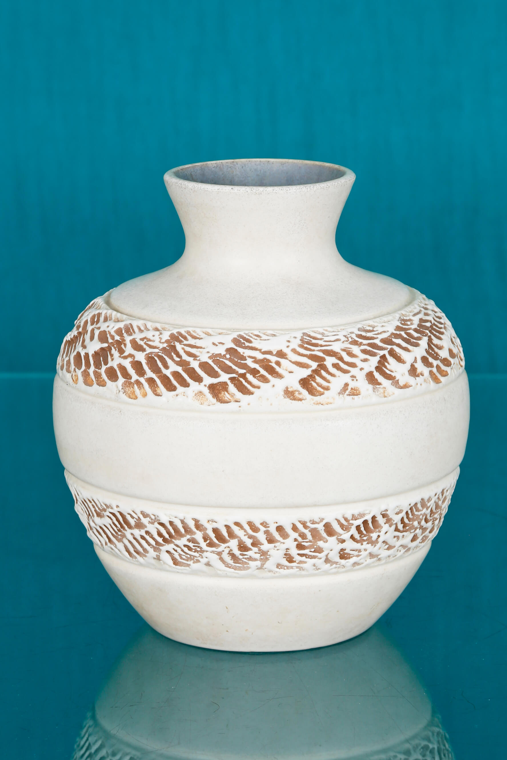Dans le goût de Jean Besnard (1889-1958) Vase...