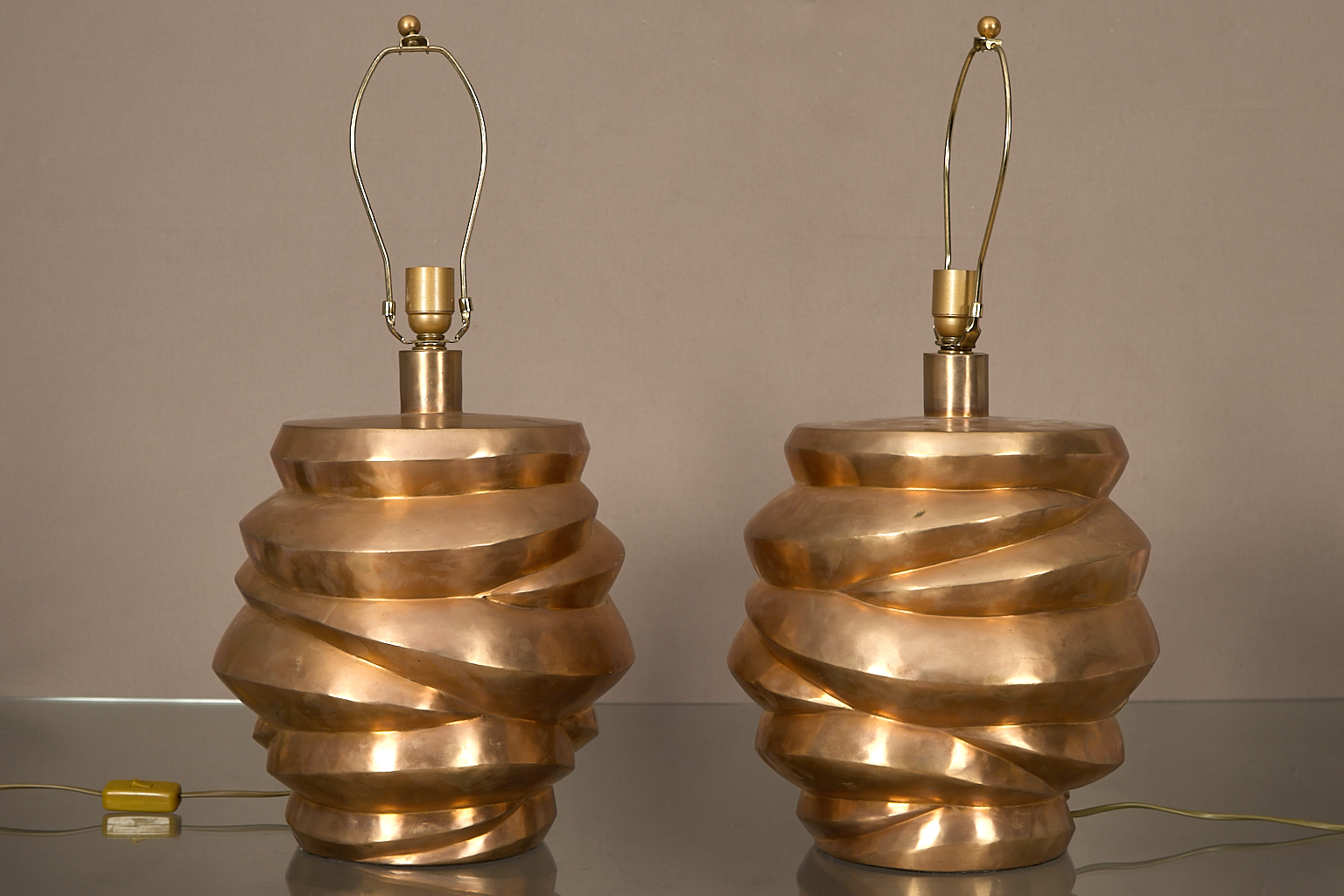 Paire de pieds de lampes “Jie”