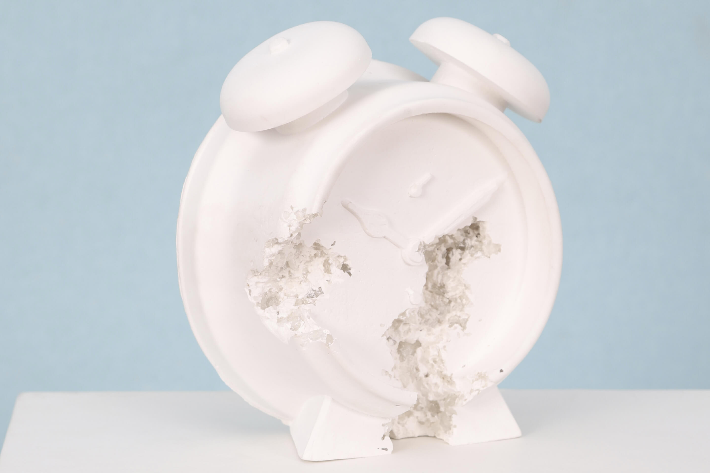 Daniel Arsham (né en 1980) Clock - Futur Relic...