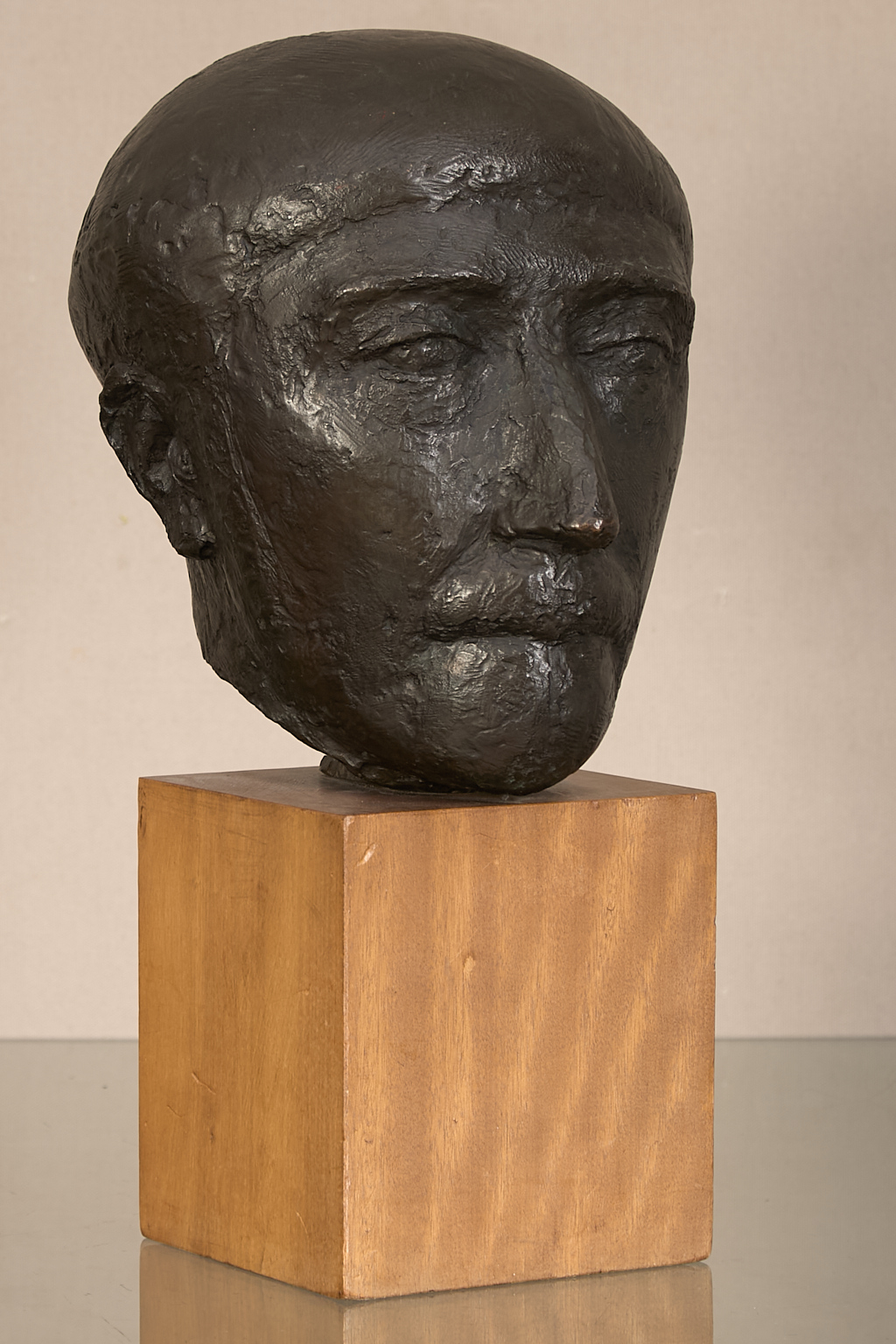 Buste du poète Stanislas Fumet
