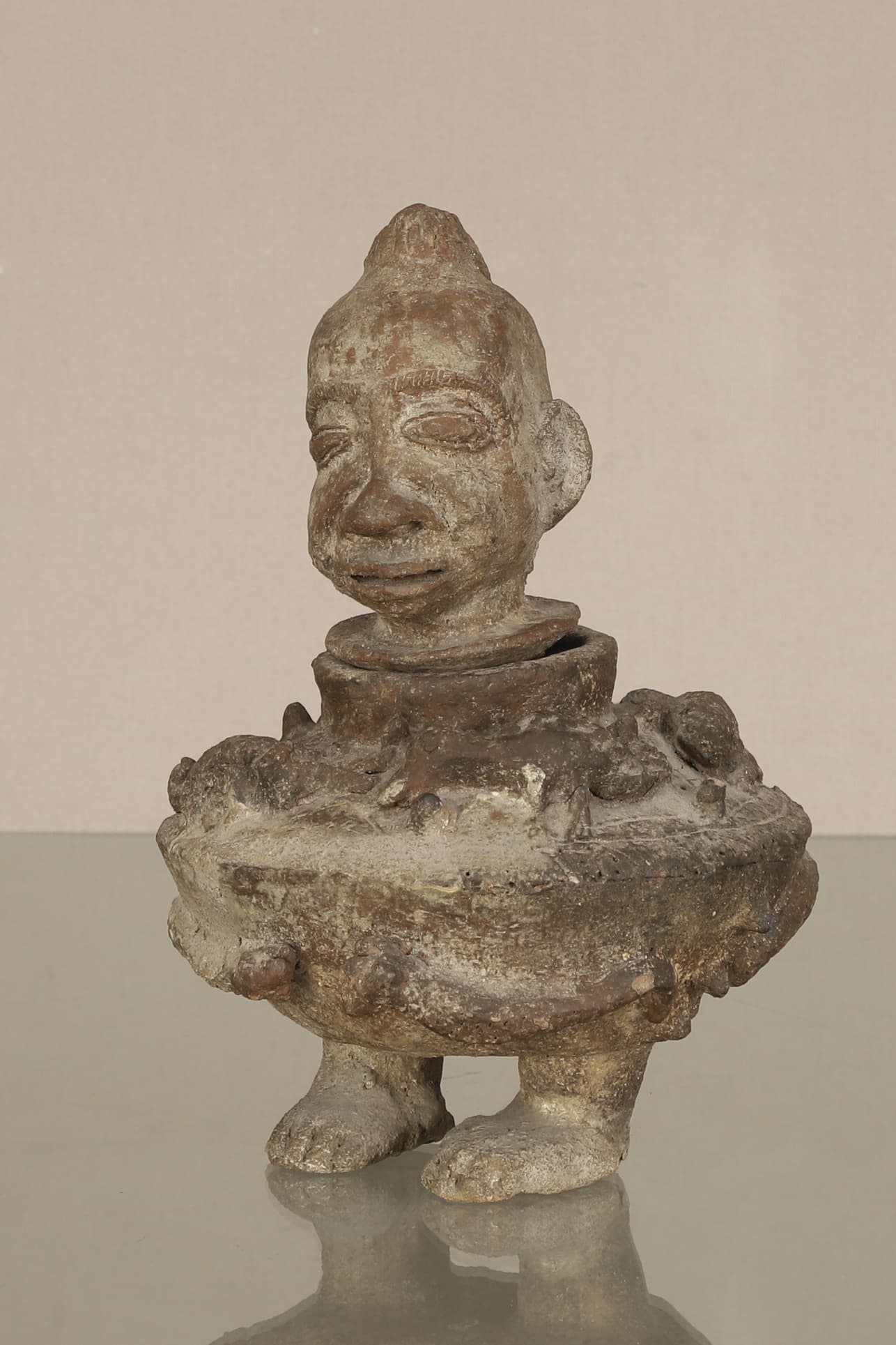 Nigéria Urne à offrande anthropomorphe