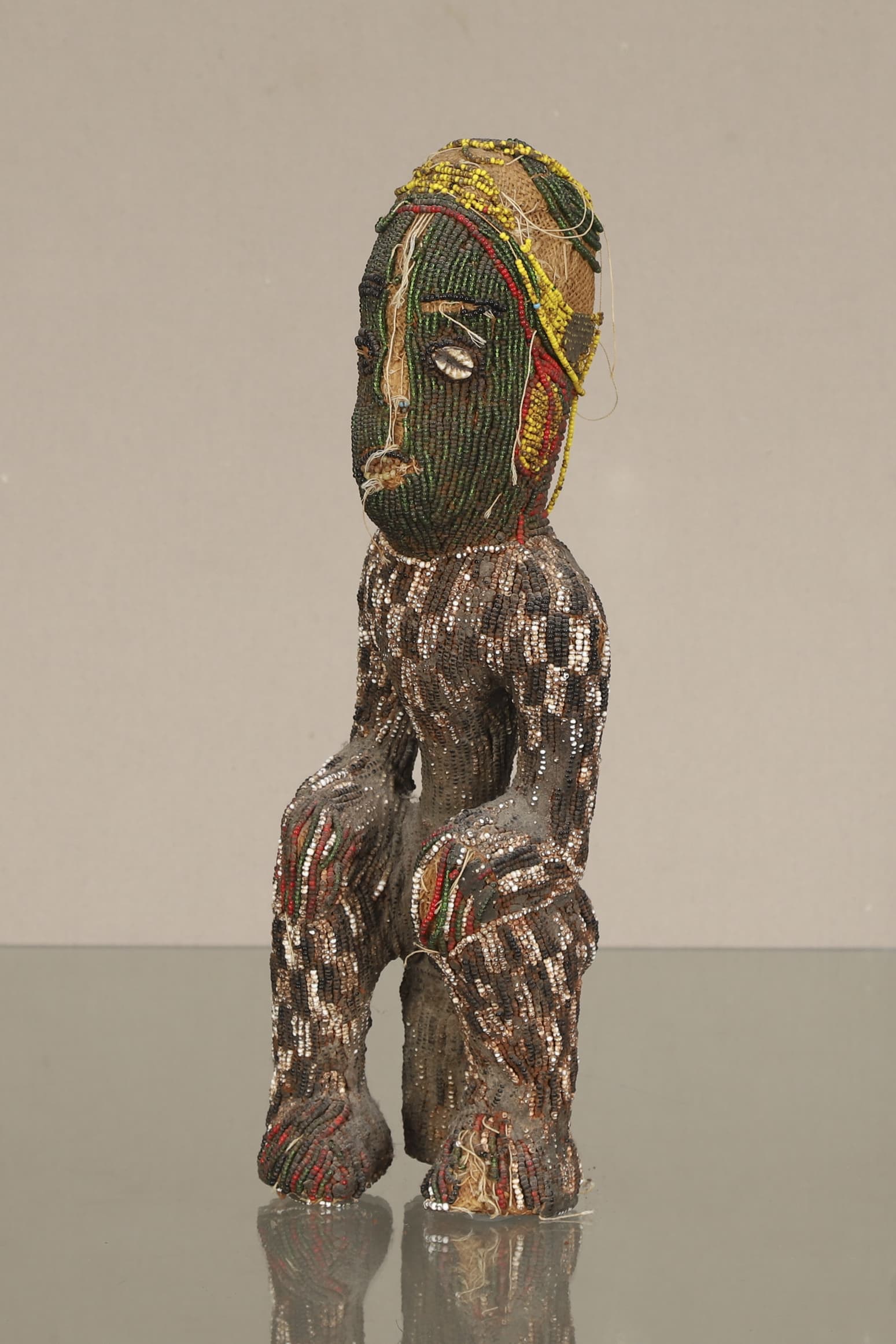 Cameroun, Bamileke Statuette assise
