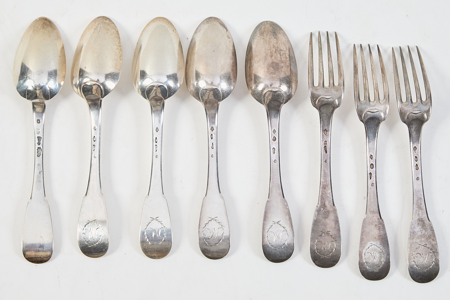 5 cuillères et 3 fourchettes modèle uniplat