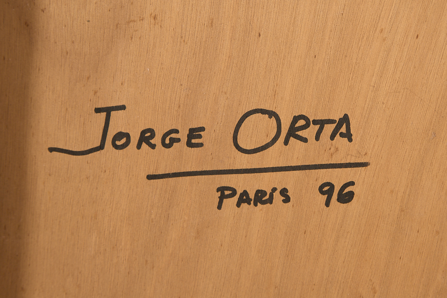 Jorge Orta (né en 1953)