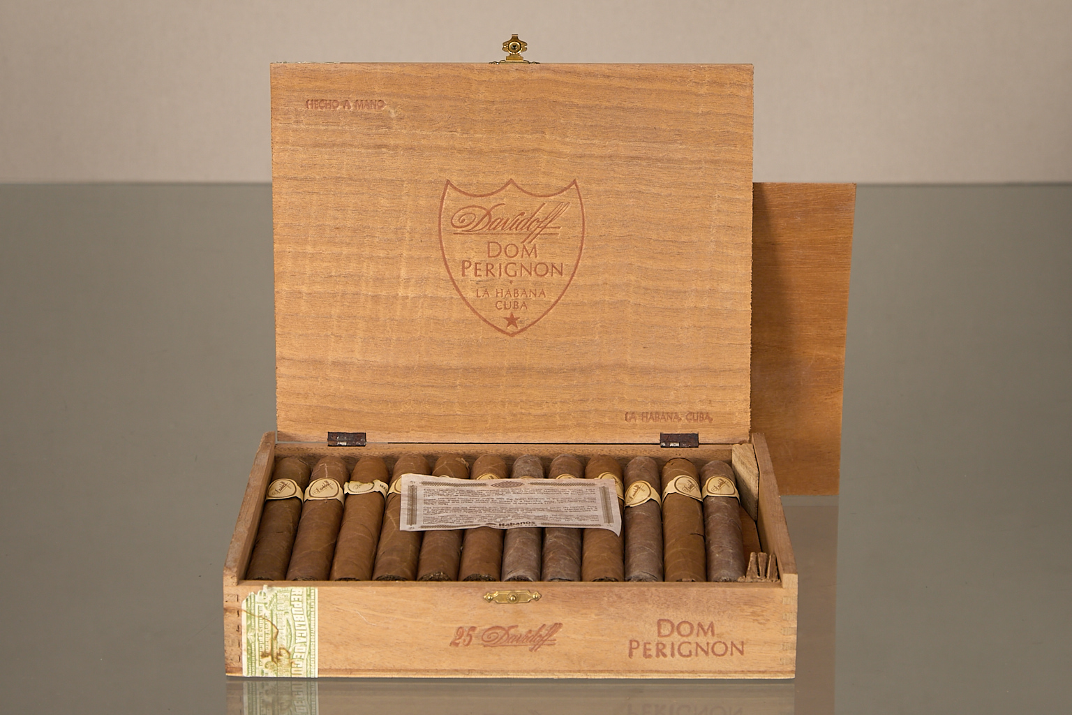 Boite de 25 cigares Dom Perignon, Cuba