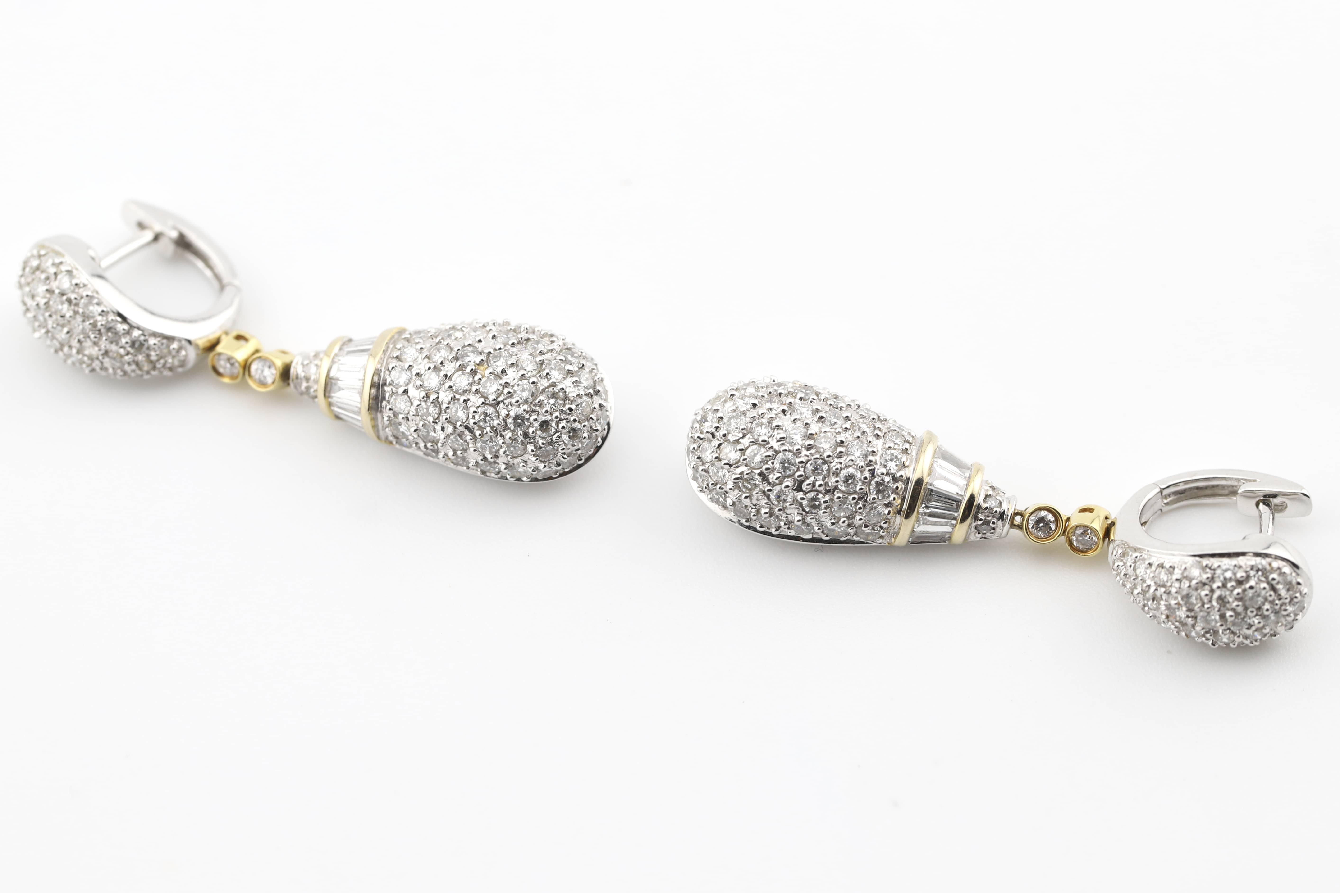 Paire de boucles d'oreilles goutte