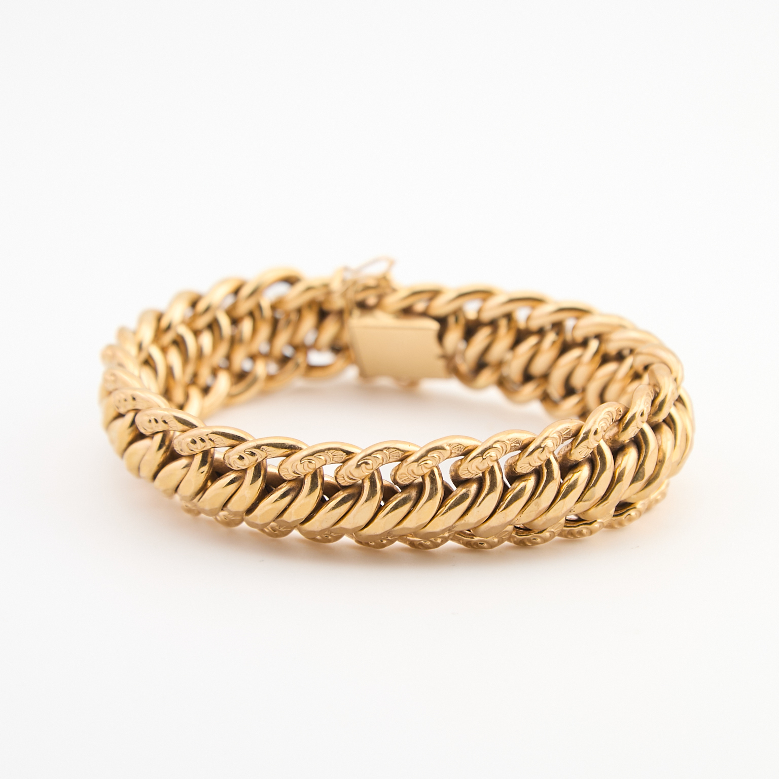 Beau bracelet manchette souple