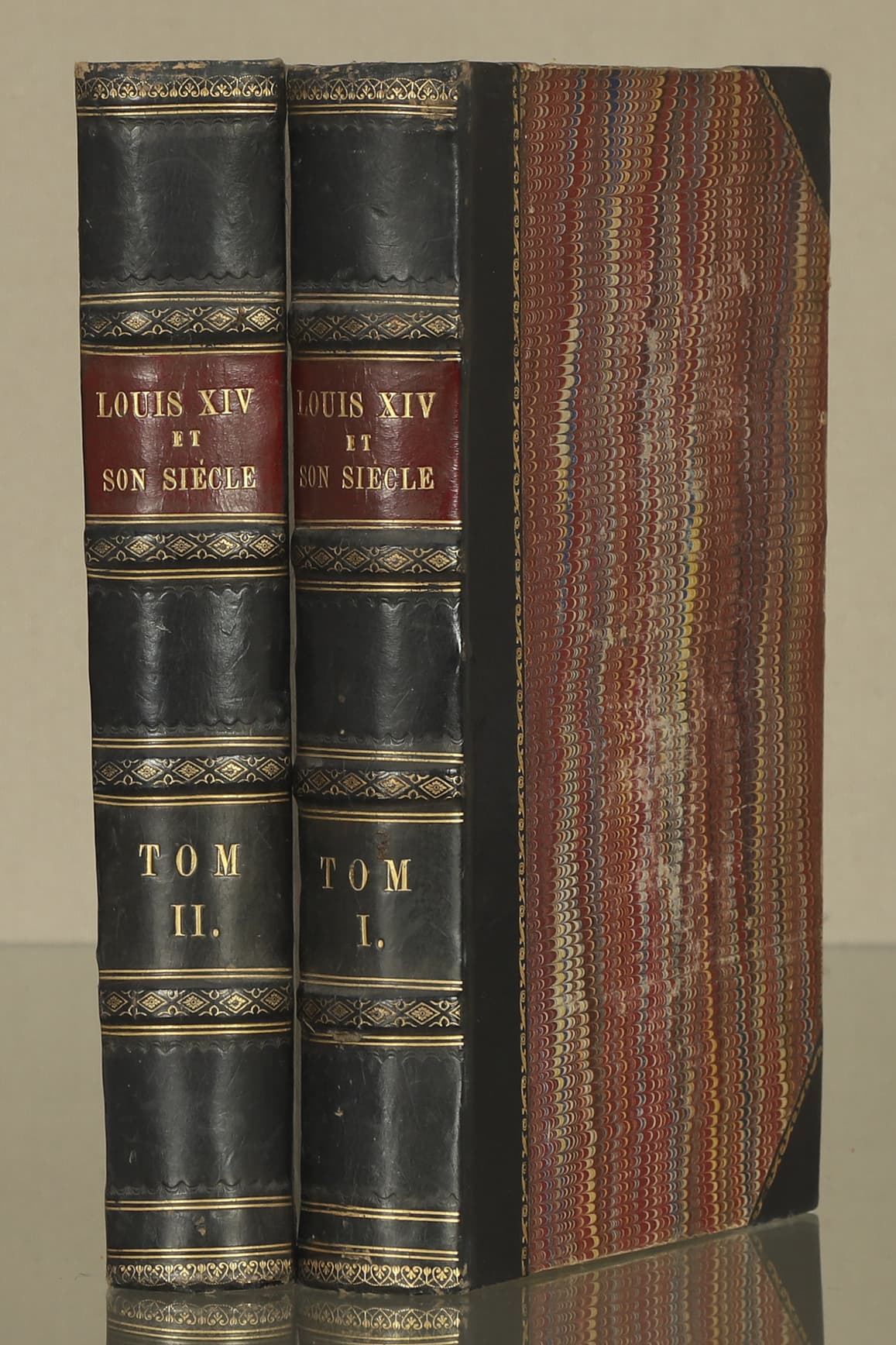 Louis XIV et son siècle. Tomes I et II.