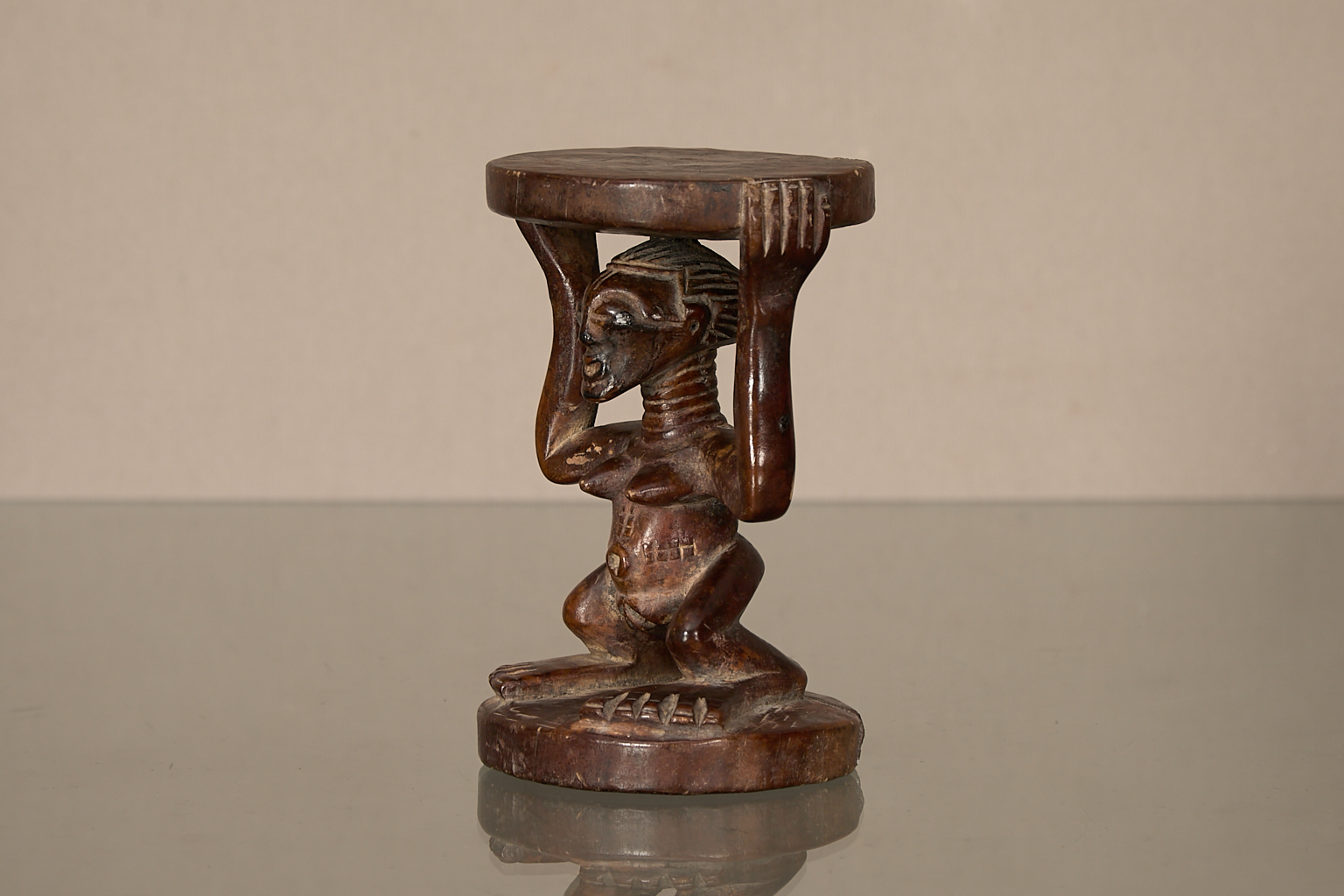 République Démocratique du Congo, aire culturelle Songye au contact des traditions Luba et Hemba.