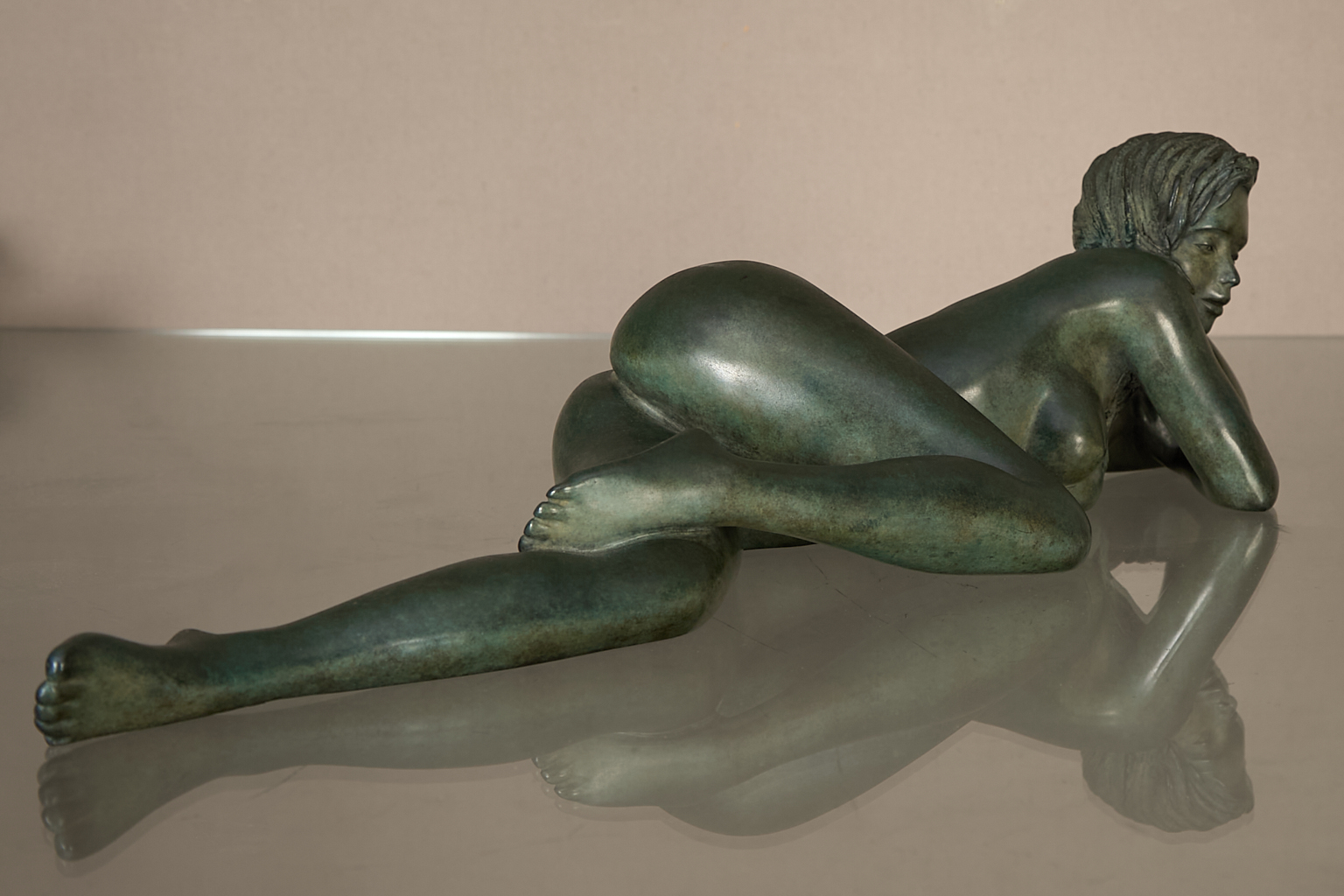 Mirogi (née en 1957)