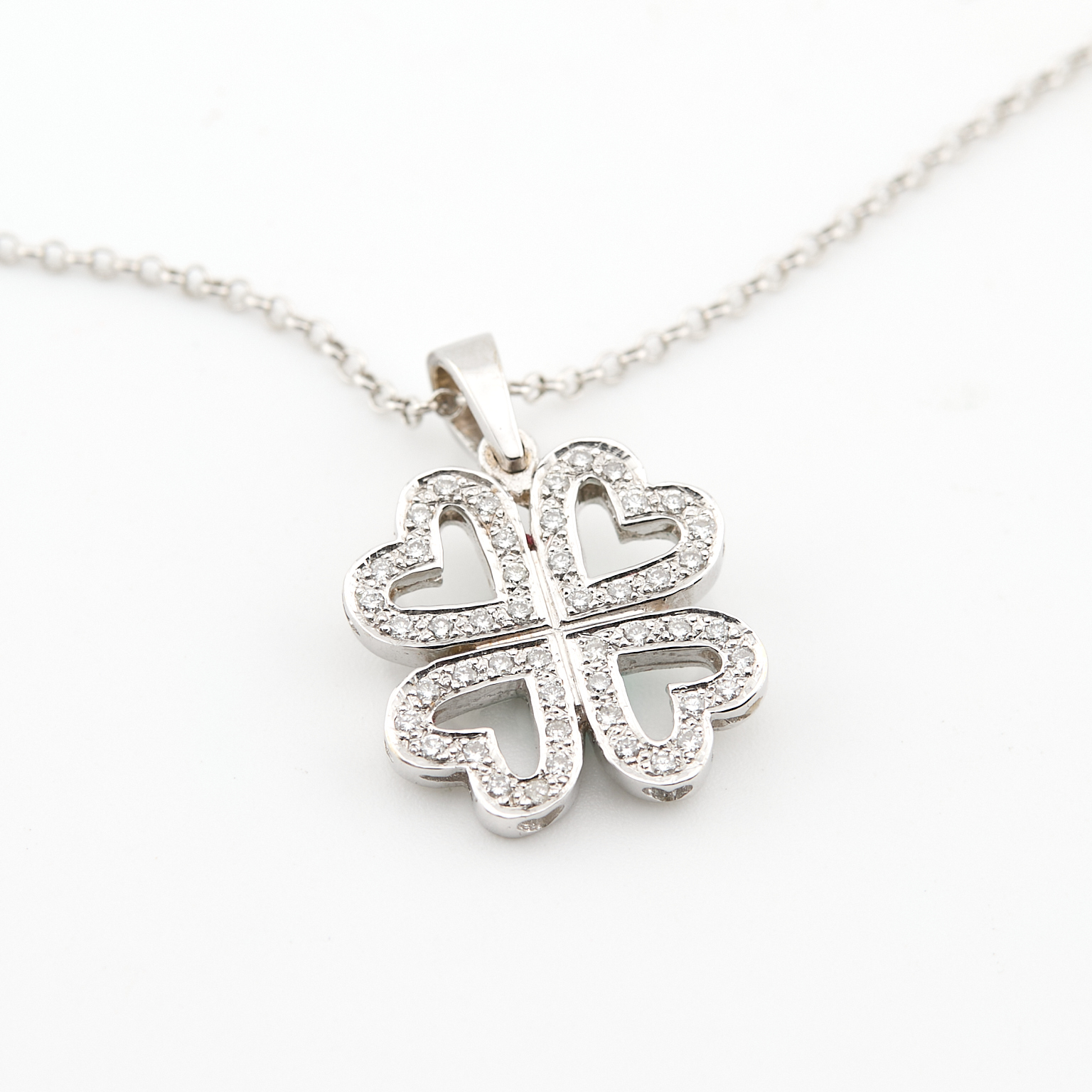 Collier et pendentif
