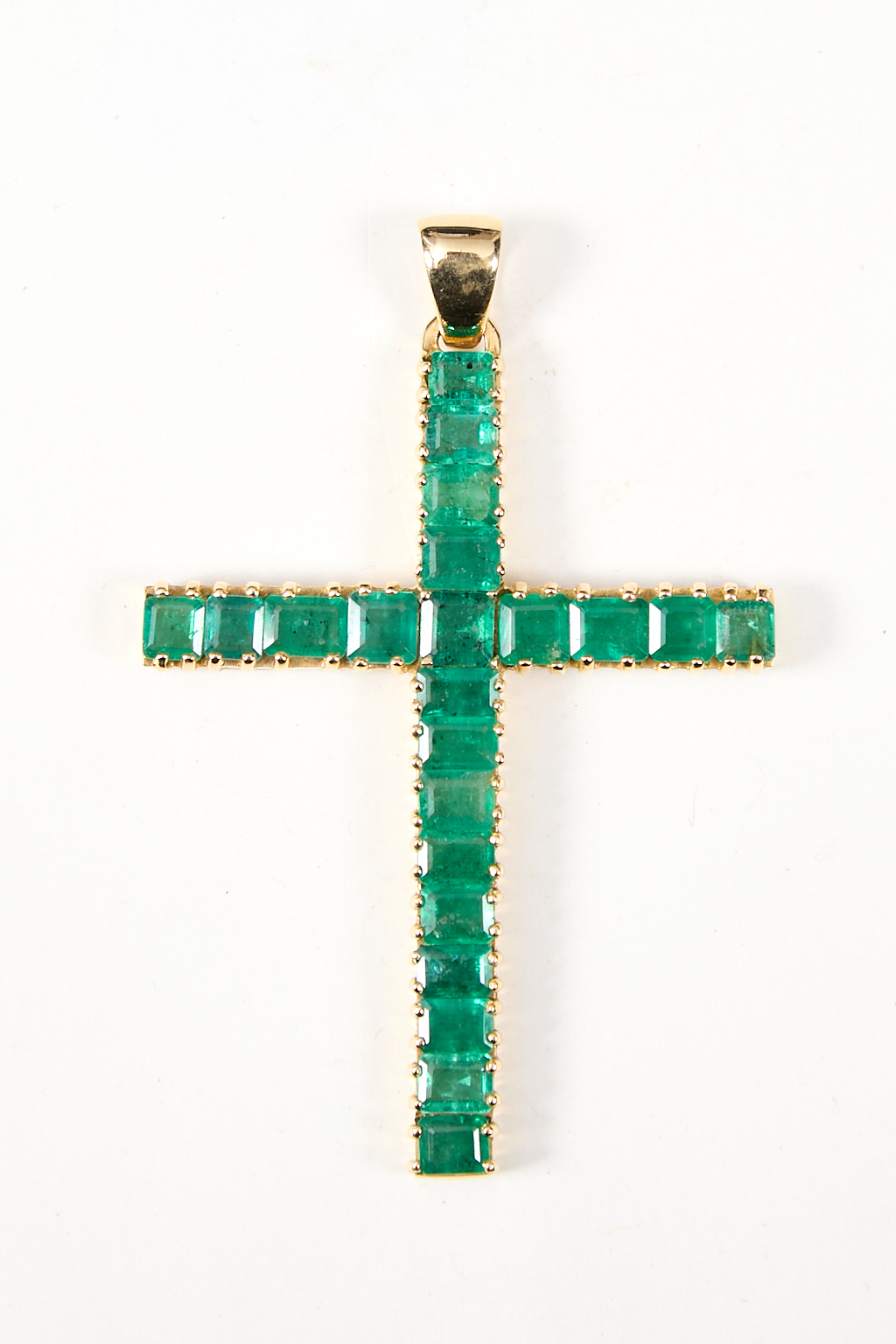 Très beau pendentif croix