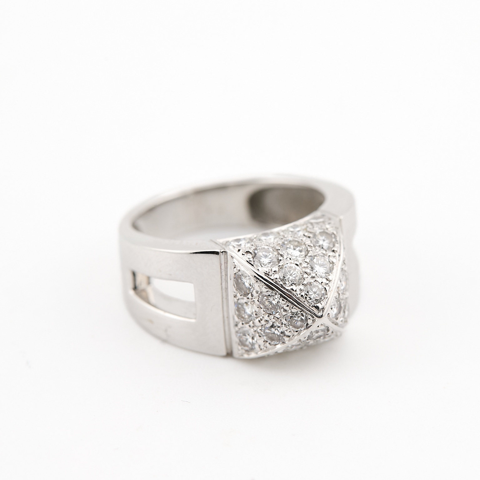 Bague dôme
