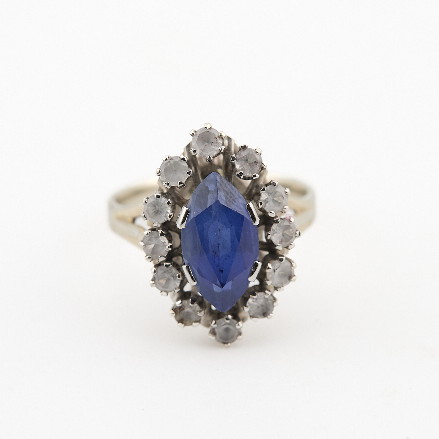 Bague marquise