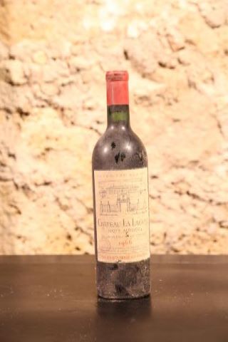12 bouteilles 1966