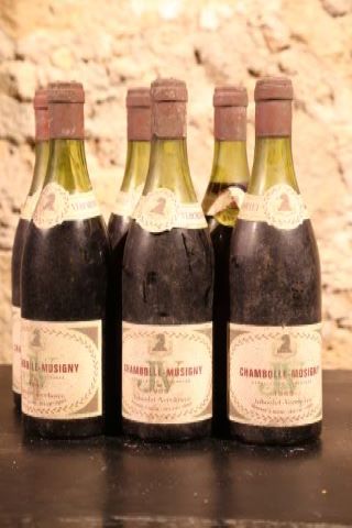 6 bouteilles 1969