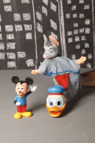 Lot de marionnettes à gaines