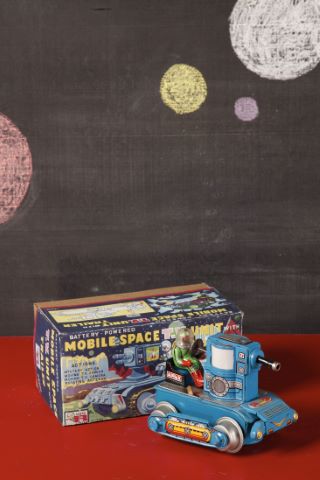 Mobile Space TV Tank