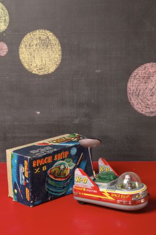 Space Ship X-8