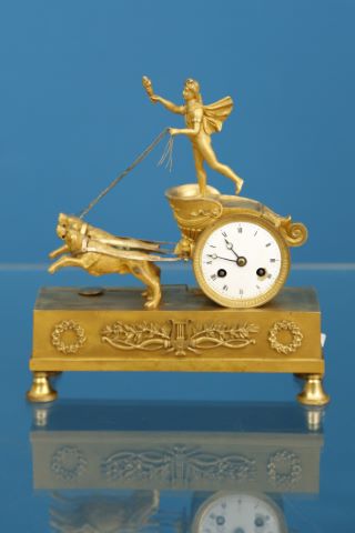 Petite pendule au char