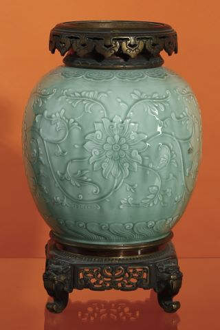 Théodore Deck (1823-1891) Vase