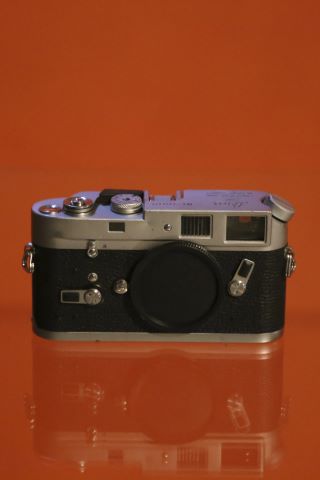Leica M4 n° 1210677 boîtier nu