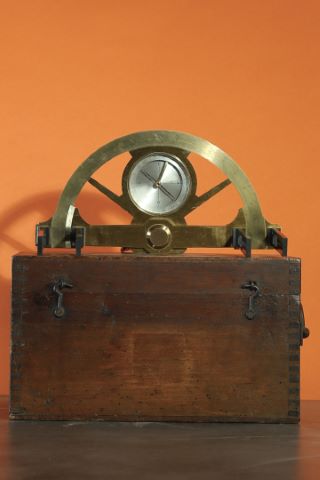 Graphomètre à pinnules