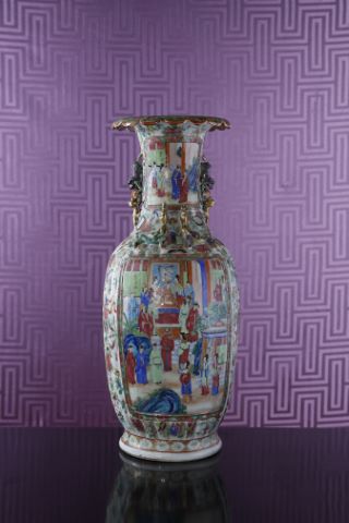 Important vase côtelé