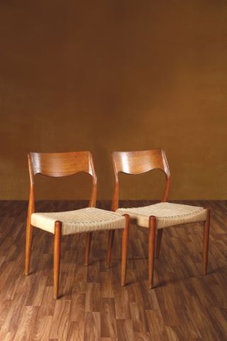 Quatre chaises