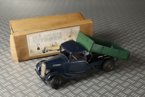 Camion benne mécanique