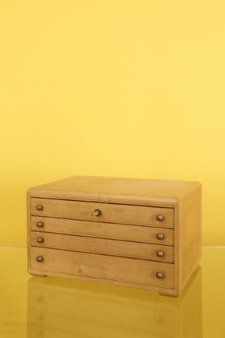 Ménagère dans son coffret de rangement