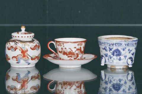 3 objets en porcelaine