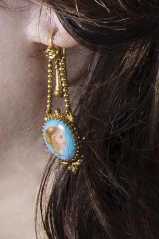 Paire de boucles d'oreilles pendantes