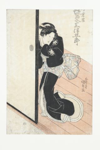 Femme derrière la porte