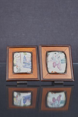 Paire de plaques bombées