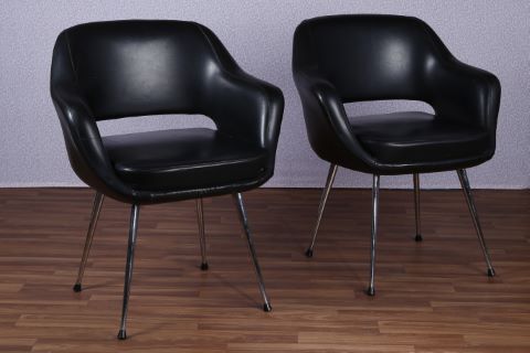 Ensemble de quatre fauteuils conférence