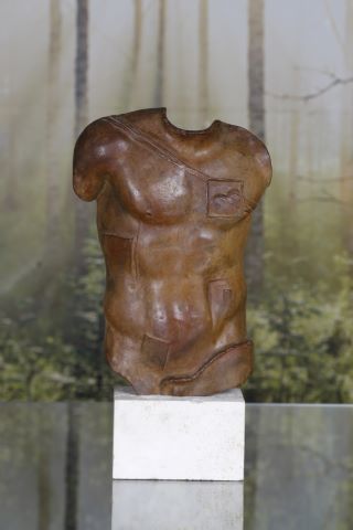 Igor Mitoraj (1944-2014) Persée
