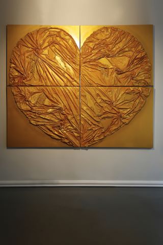 Lola Vitelli (XX) At four corners of the heart