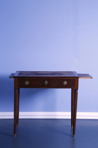 Bureau de dame