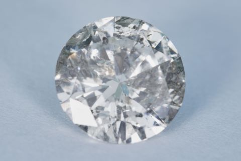 Diamant de taille ronde brillant pesant 3,9 carats