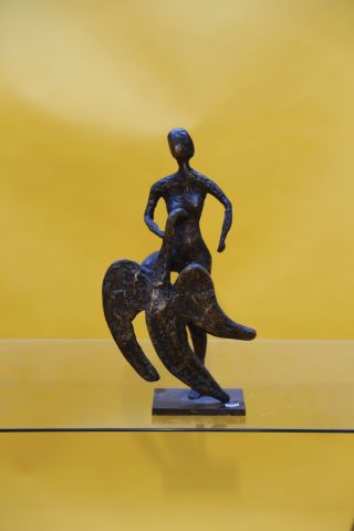 Aristide Patsoglou (né en 1941) Léda et le cygne