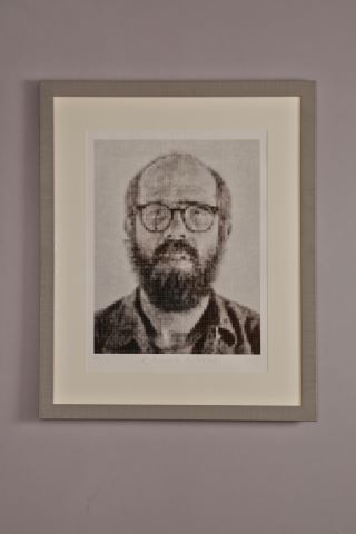 Chuck Close (né en 1940) Selfportrait